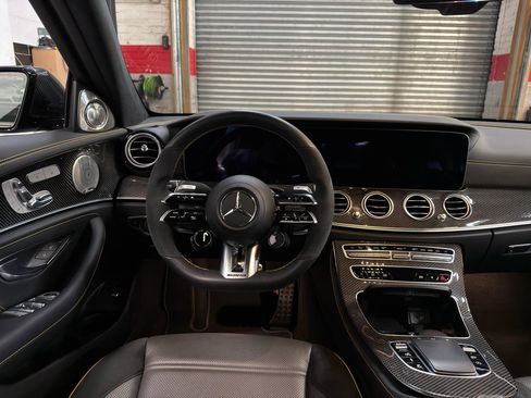 Used 2021 Mercedes-Benz E 63 AMG S image 15