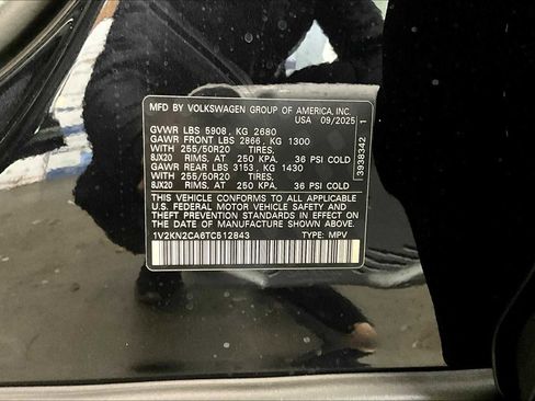 New 2026 Volkswagen Atlas SE image 35