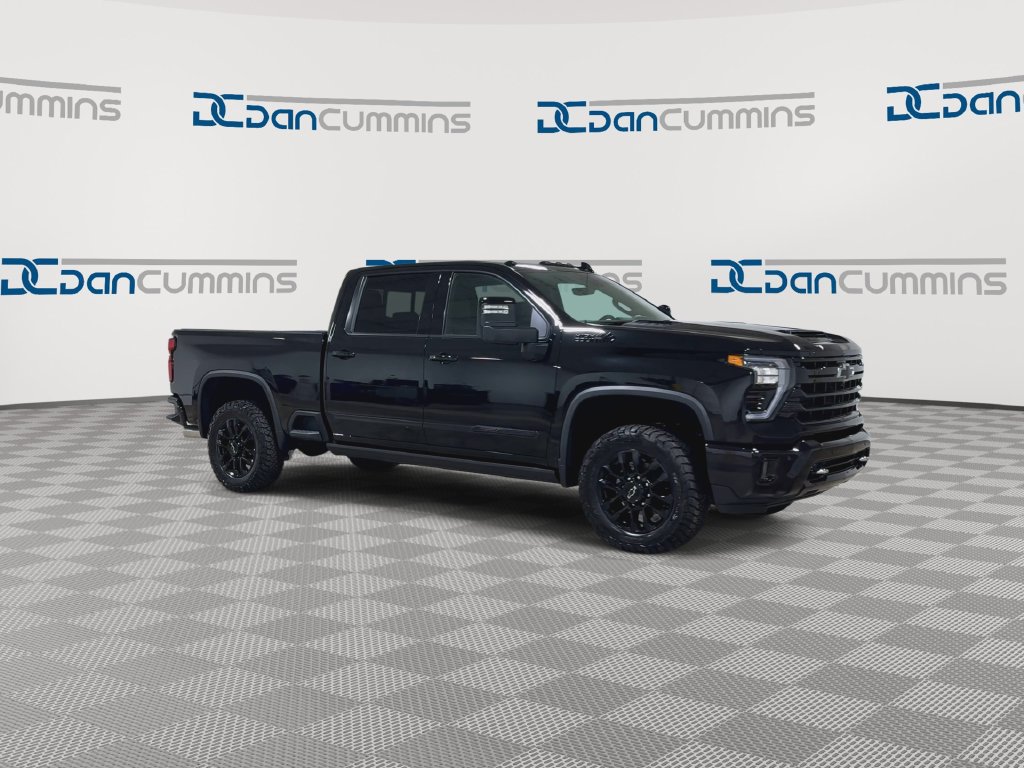 New 2026 Chevrolet Silverado 2500 High Country w/ High Country Premium Package AWD/4WD image 3