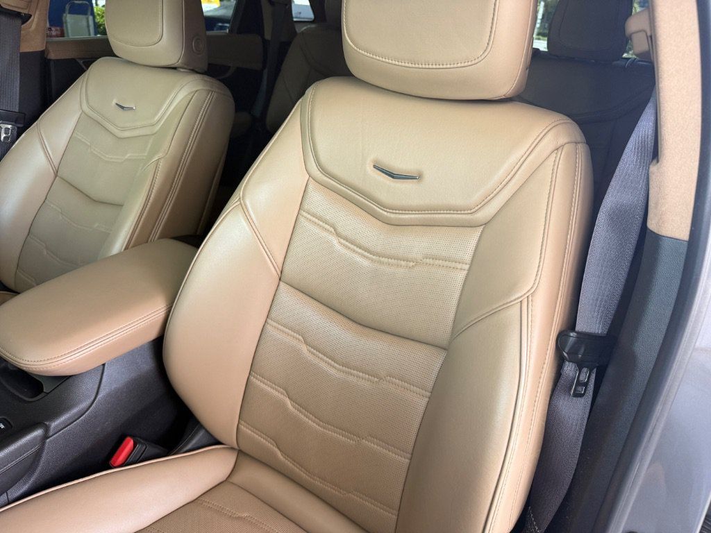 Used 2018 Cadillac XT5 Platinum w/ Driver Assist Package AWD/4WD image 25