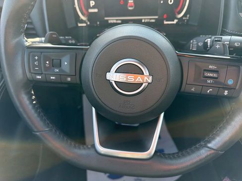 Used 2023 Nissan Rogue Platinum w/ Platinum Premium Package image 17