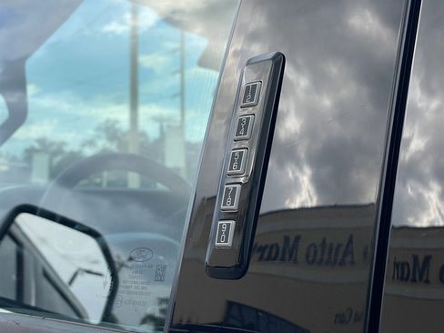 Used 2024 Ford F250 XLT w/ FX4 Off-Road Package AWD/4WD image 33