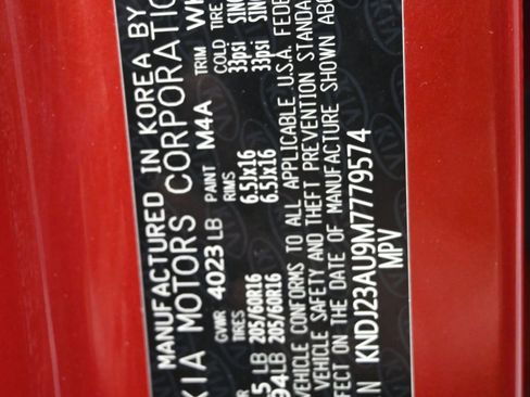 Used 2021 Kia Soul LX image 10