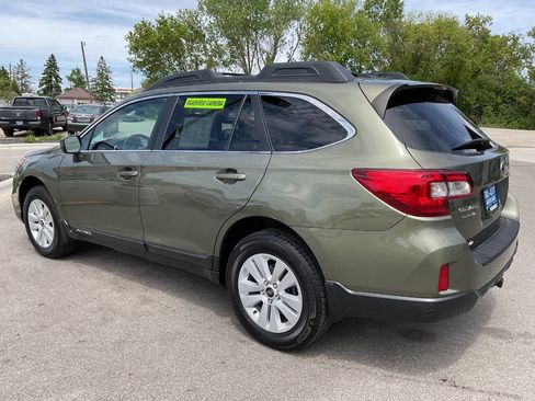 Used 2015 Subaru Outback 2.5i Premium w/ Popular Package #2 AWD/4WD image 4