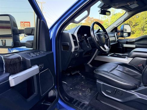 Used 2021 Ford F250 Lariat w/ Lariat Ultimate Package AWD/4WD image 22