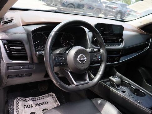 Used 2023 Nissan Rogue SL w/ SL Premium Package FWD image 16