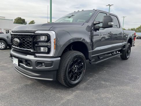 New 2026 Ford F250 XLT w/ XLT Premium Package image 13