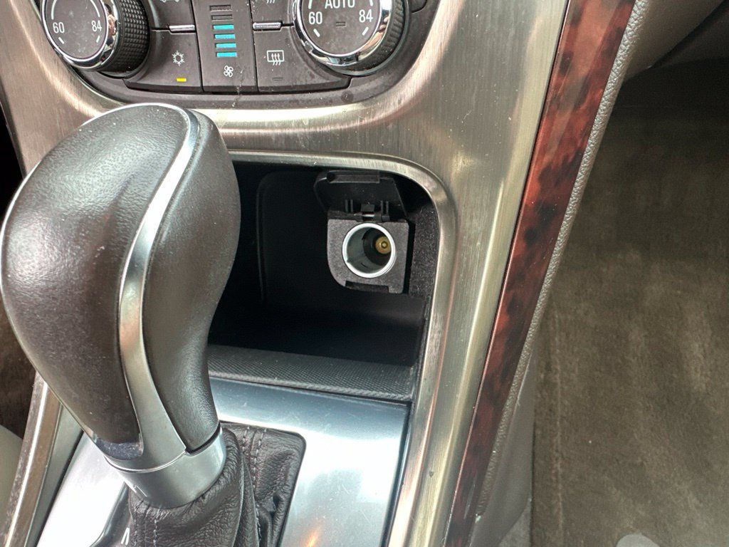 Certified 2013 Buick Verano Convenience FWD image 6
