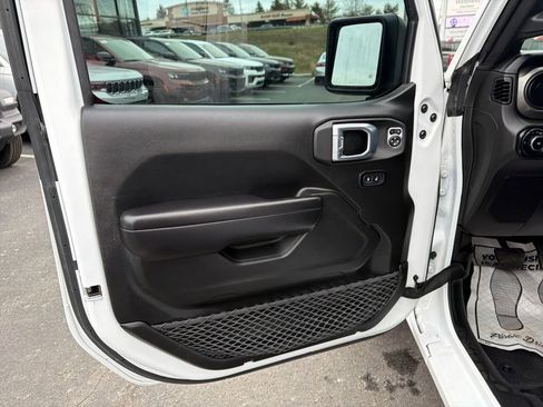 Certified 2021 Jeep Wrangler Unlimited Sport S image 14