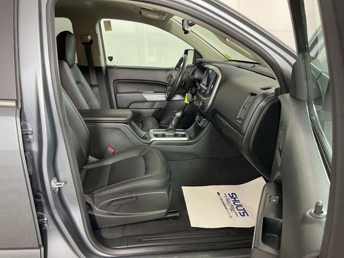 Used 2022 Chevrolet Colorado LT w/ Luxury Package image 5