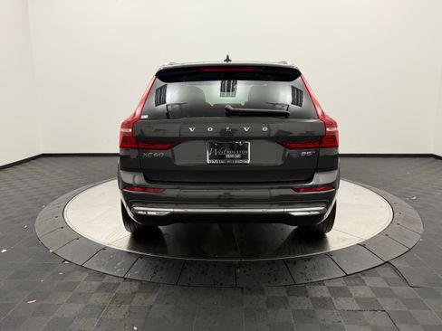 Certified 2023 Volvo XC60 B5 Ultimate AWD/4WD image 6