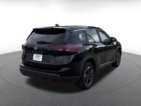 Used 2025 Nissan Rogue SV FWD image 14