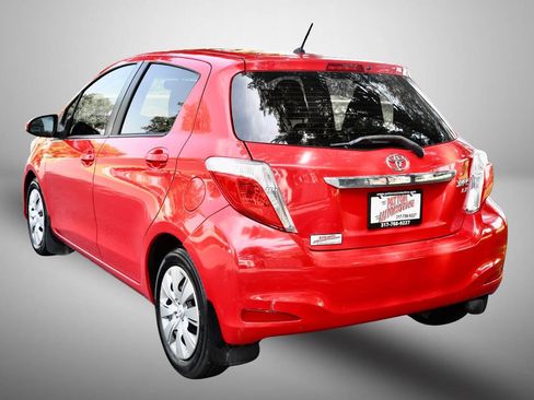 Used 2013 Toyota Yaris LE FWD image 5