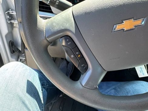 Used 2017 Chevrolet Traverse LS FWD image 22