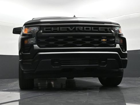 Used 2023 Chevrolet Silverado 1500 Custom RWD image 27