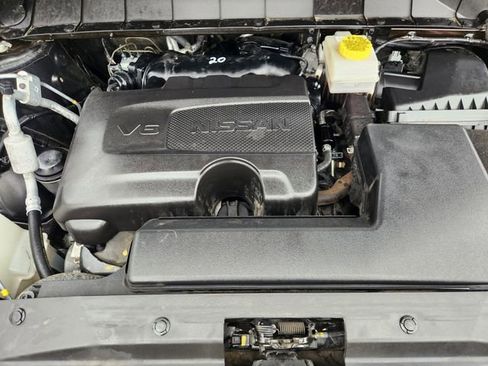 Used 2024 Nissan Pathfinder SL w/ Cargo Package FWD image 33