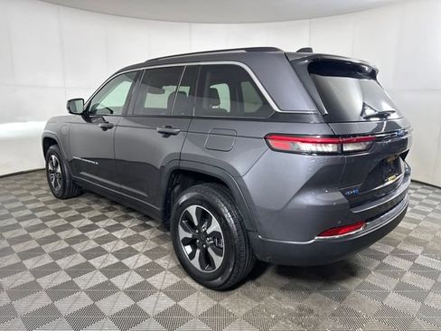 Used 2023 Jeep Grand Cherokee 4WD 4xe image 5