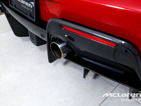 Used 2020 Ferrari 488 Pista Spider image 38