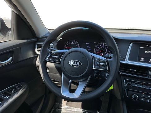 Used 2020 Kia Optima LX FWD image 11
