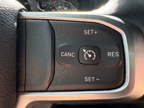 Used 2024 RAM 3500 Big Horn AWD/4WD image 28