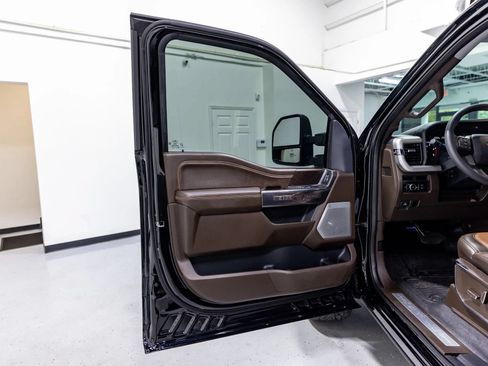 Used 2024 Ford F350 XL w/ 360-Degree Camera Package RWD image 37