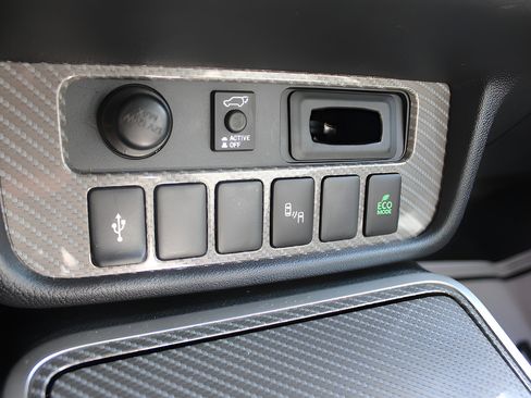 Used 2022 Mitsubishi Outlander SEL AWD/4WD image 32