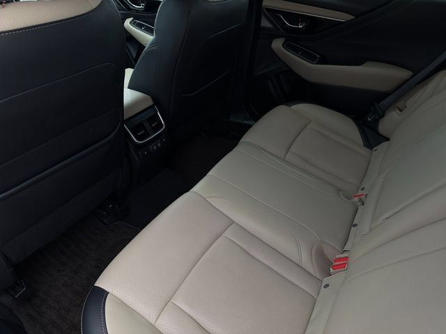 Used 2022 Subaru Outback Limited AWD/4WD image 10