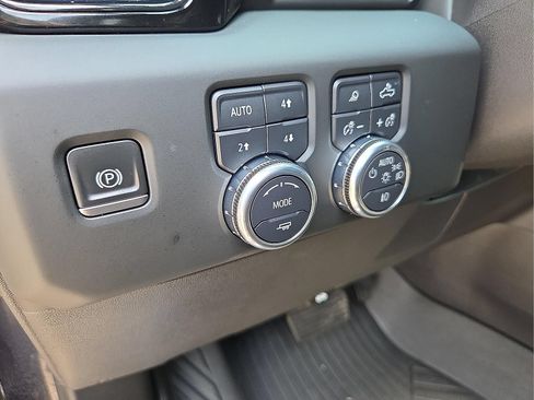 Certified 2023 GMC Sierra 1500 AT4X w/ AT4X AEV Edition AWD/4WD image 11
