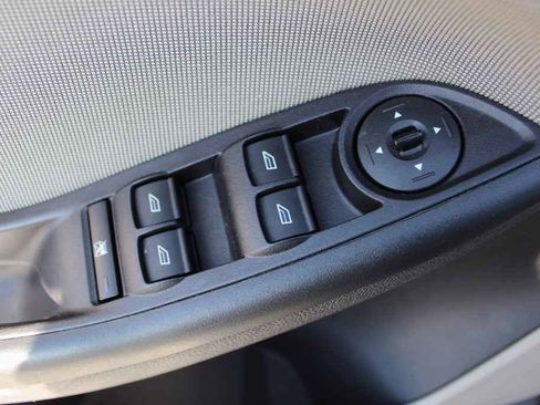 Used 2014 Ford Focus SE image 13