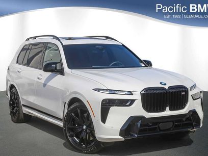 New 2026 BMW X7 M60i w/ Executive Package