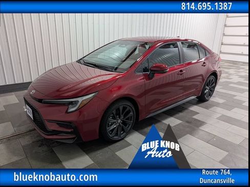 Used 2026 Toyota Corolla SE FWD image 1