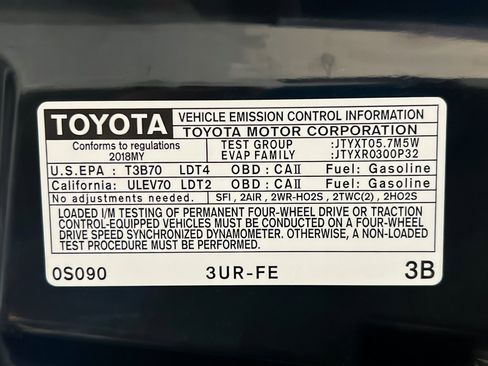 Used 2018 Toyota Tundra SR5 w/ SR5 Upgrade Package AWD/4WD image 19