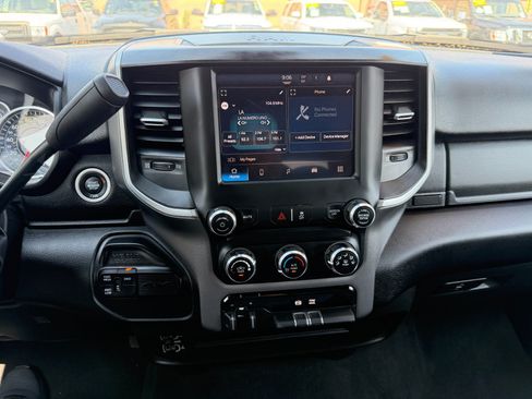 Used 2024 RAM 3500 Big Horn AWD/4WD image 29
