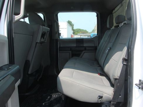 Used 2022 Ford F250 XL w/ Power Equipment Group AWD/4WD image 11