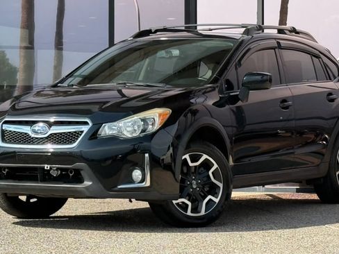 Used 2016 Subaru Crosstrek 2.0i Premium w/ Popular Package #1 AWD/4WD image 2