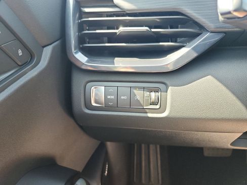 New 2026 GMC Acadia AT4 w/ Luxury Package AWD/4WD image 17
