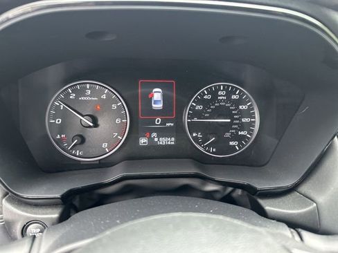 Used 2025 Subaru Legacy Premium AWD/4WD image 12