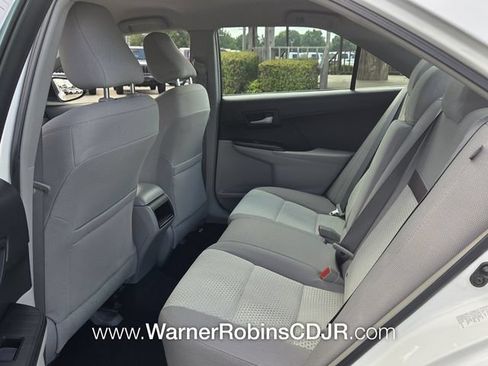 Used 2014 Toyota Camry LE FWD image 6
