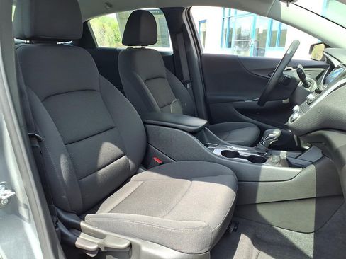 Used 2023 Chevrolet Malibu RS w/ Driver Confidence Package FWD image 7
