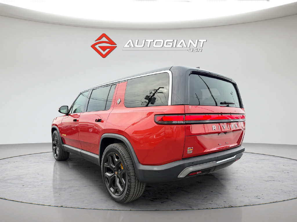 Used 2022 Rivian R1S Launch Edition Quad AWD/4WD image 5