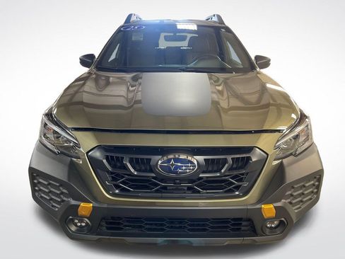 Used 2025 Subaru Outback Wilderness AWD/4WD image 9