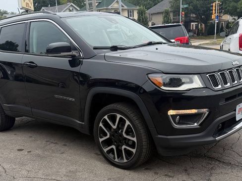 Used 2018 Jeep Compass Limited w/ Navigation Group AWD/4WD image 8