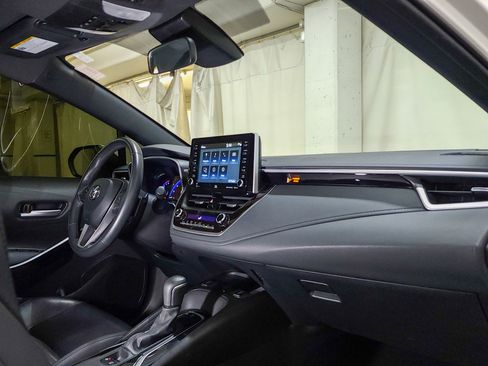 Used 2020 Toyota Corolla XSE image 49