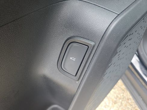 Used 2026 GMC Terrain Elevation w/ Elevation Premium Package AWD/4WD image 40