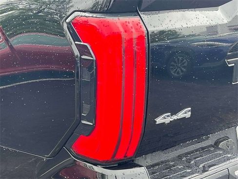 Used 2022 Toyota Tundra SR5 image 11