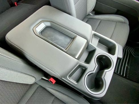 New 2026 GMC Sierra 1500 Elevation image 36