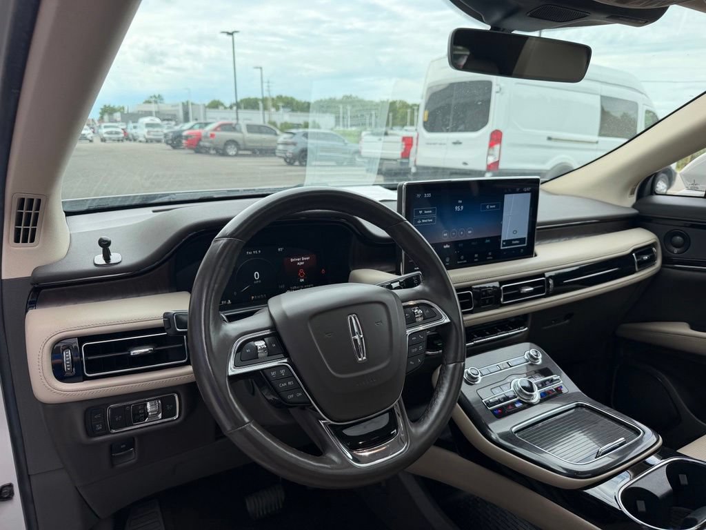 Used 2021 Lincoln Nautilus Reserve w/ Class II Trailer Tow Package AWD/4WD image 13
