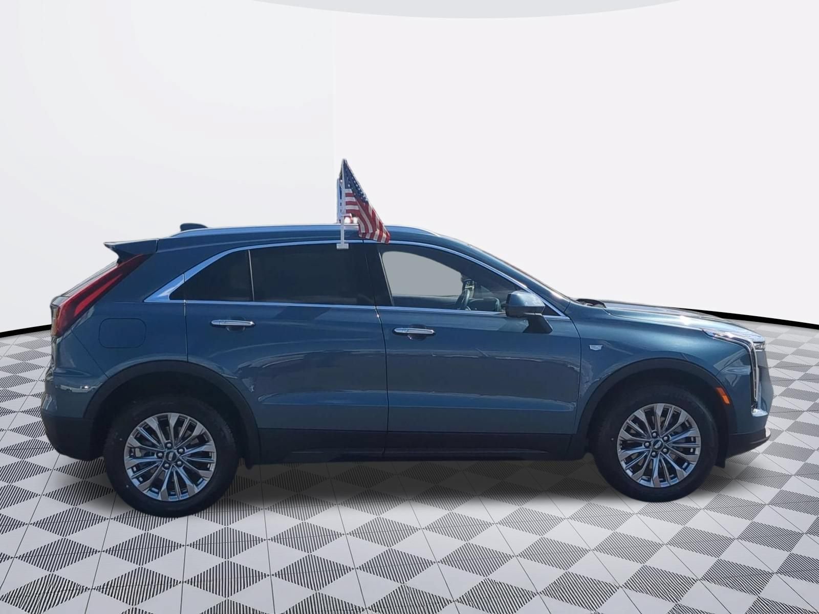 Certified 2025 Cadillac XT4 Premium Luxury AWD/4WD image 8