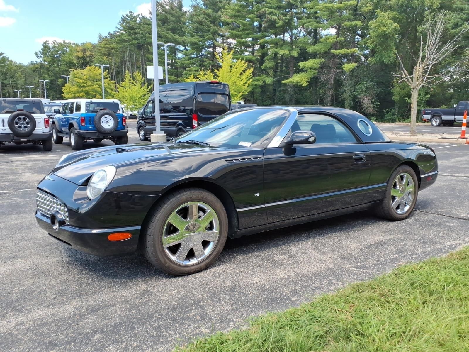 Used 2003 Ford Thunderbird RWD image 5