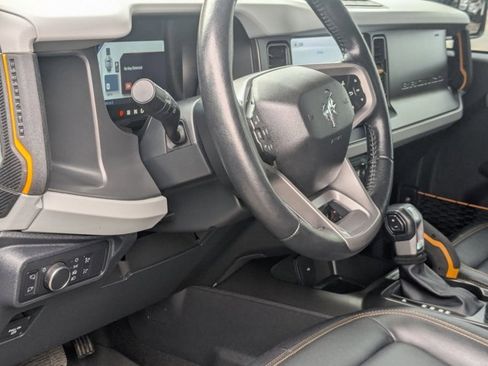 Used 2022 Ford Bronco Badlands image 10